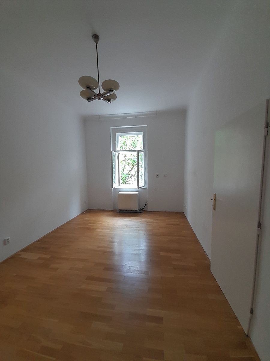 Pronájem bytu 1+1 43 m² – fotografie 3