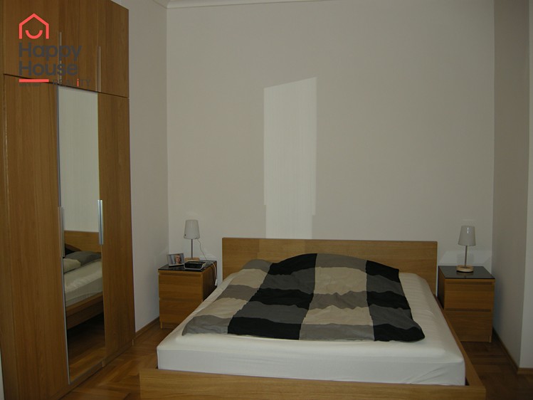Pronájem bytu 2+kk, 62 m² (4 z 16)