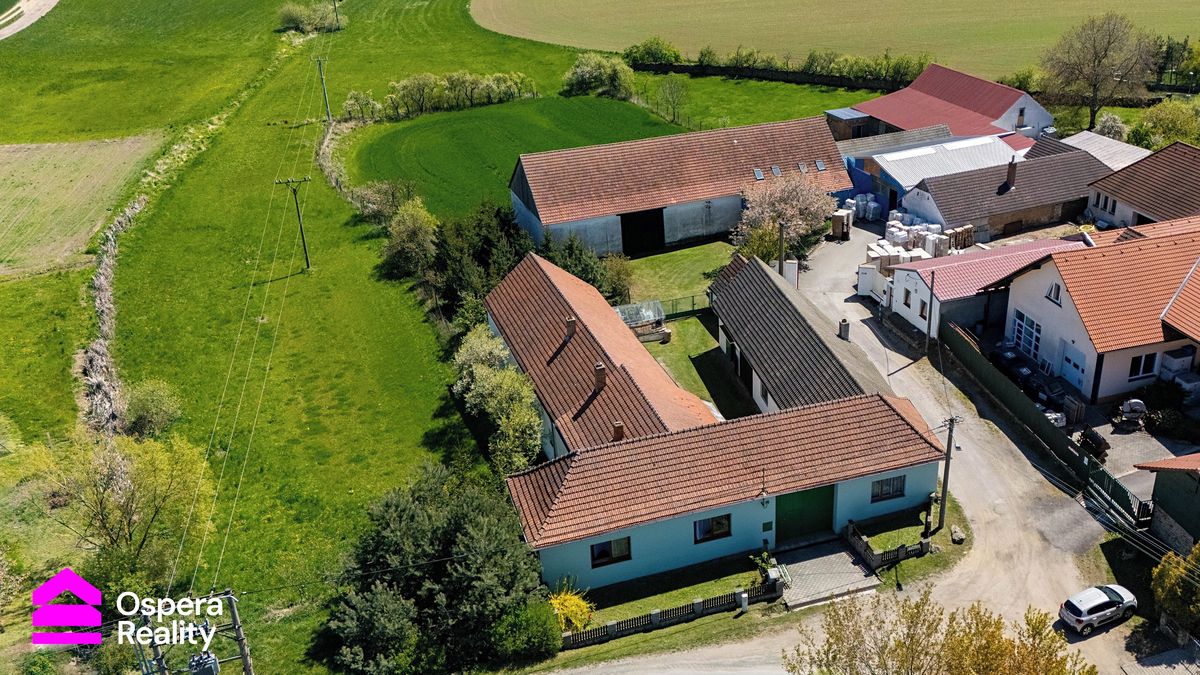Prodej rodinného domu 121 m², pozemek 5318 m²
