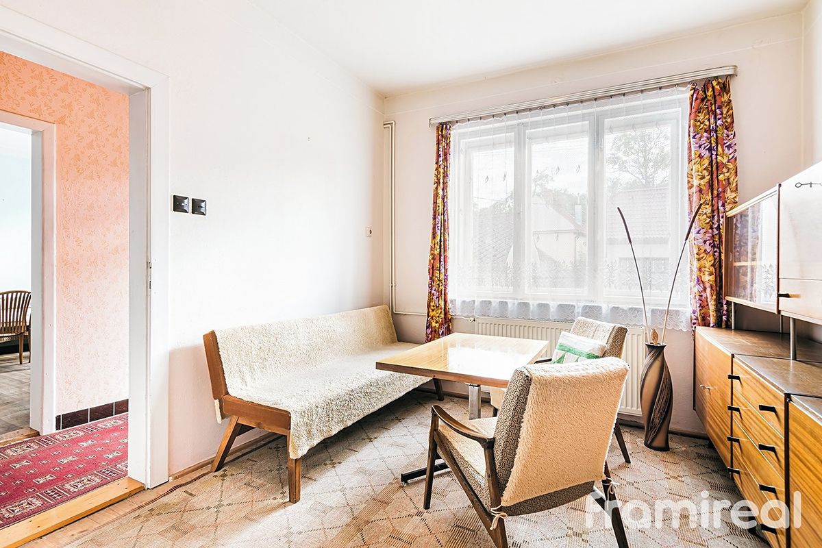 Prodej rodinného domu 133 m², pozemek 926 m² – fotografie 4