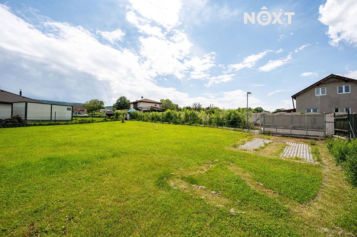 Prodej stavebního pozemku 996 m² – fotografie 5
