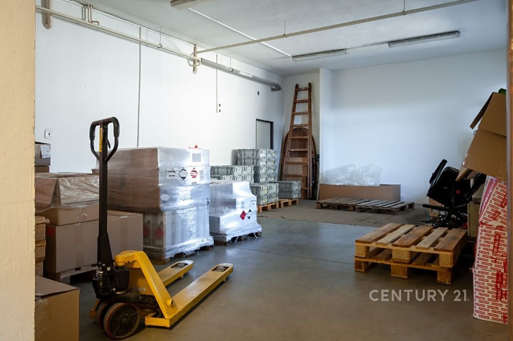 Prodej výrobní haly, prostoru 848 m² – fotografie 3