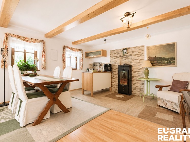 Prodej komerčního prostoru, 271 m² (6 z 23)