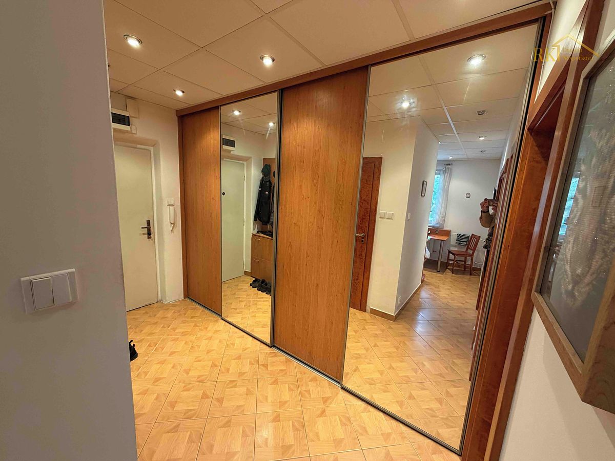 Pronájem bytu 2+1 56 m² – fotografie 3