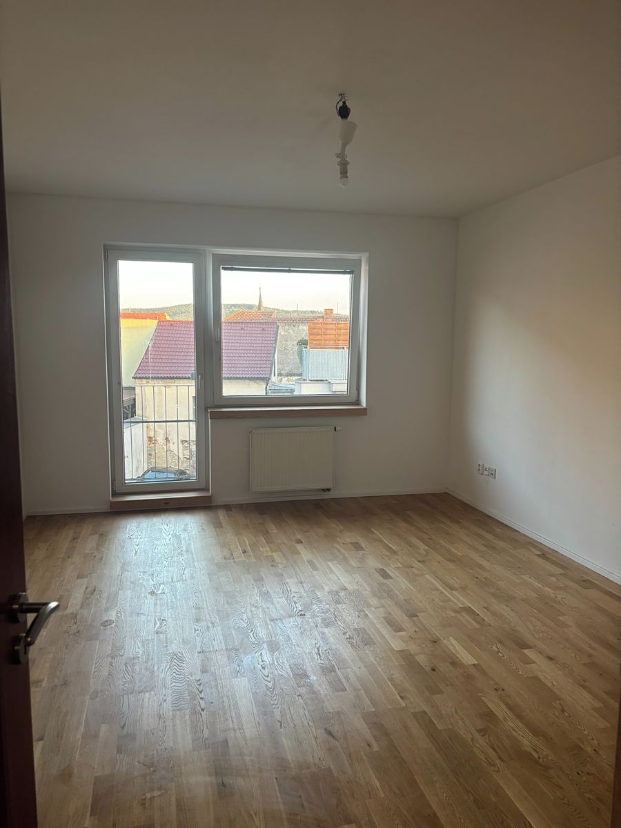 Pronájem bytu 2+kk 50 m² – fotografie 5
