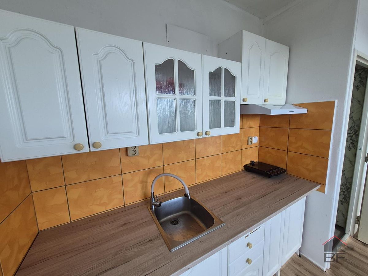 Pronájem bytu 1+kk 20 m² – fotografie 3