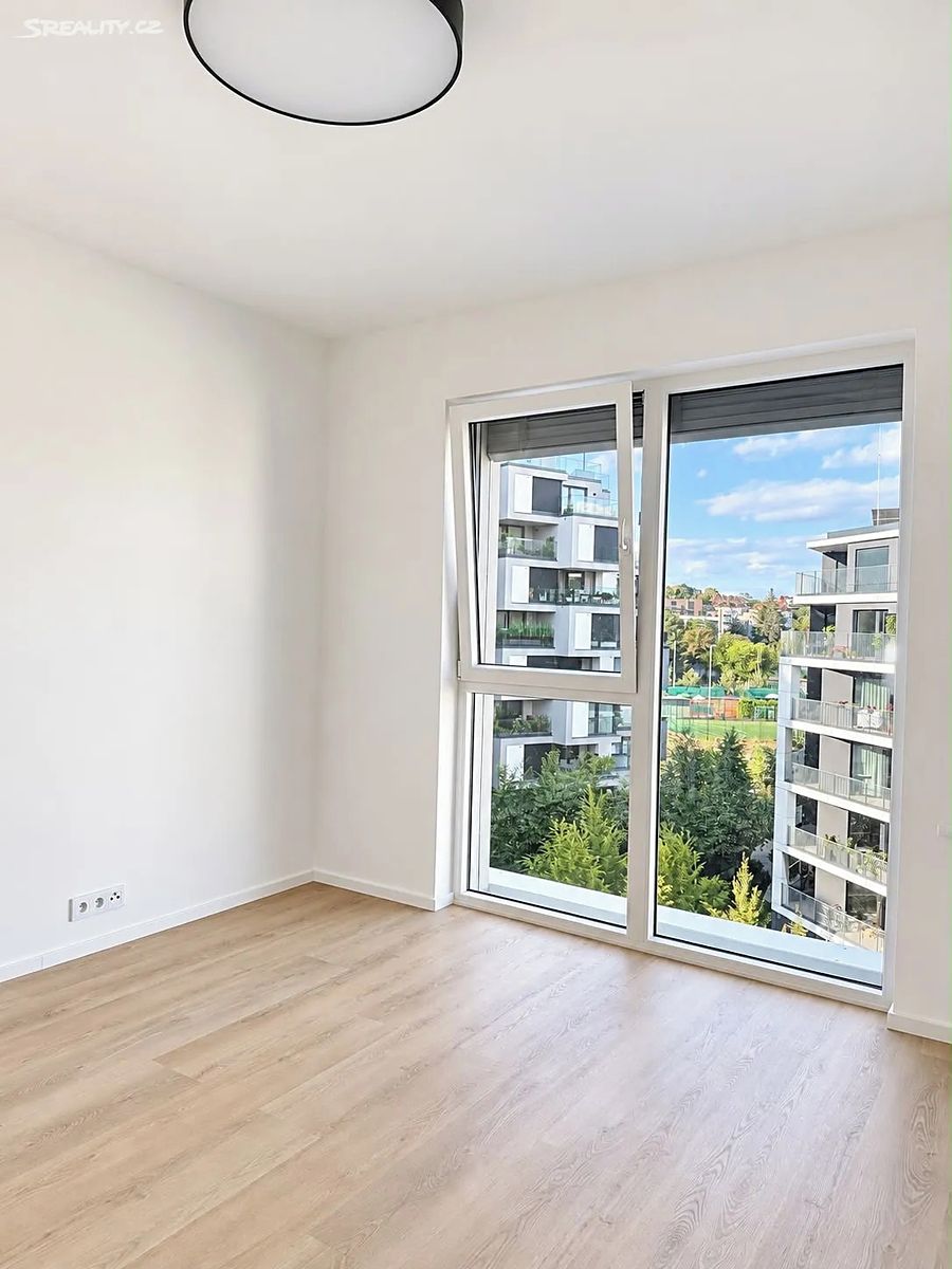 Pronájem bytu 3+kk 105 m² – fotografie 5