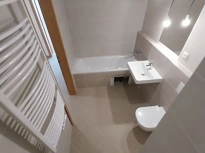 Prodej bytu 2+kk 47 m², Gollové, Praha 5