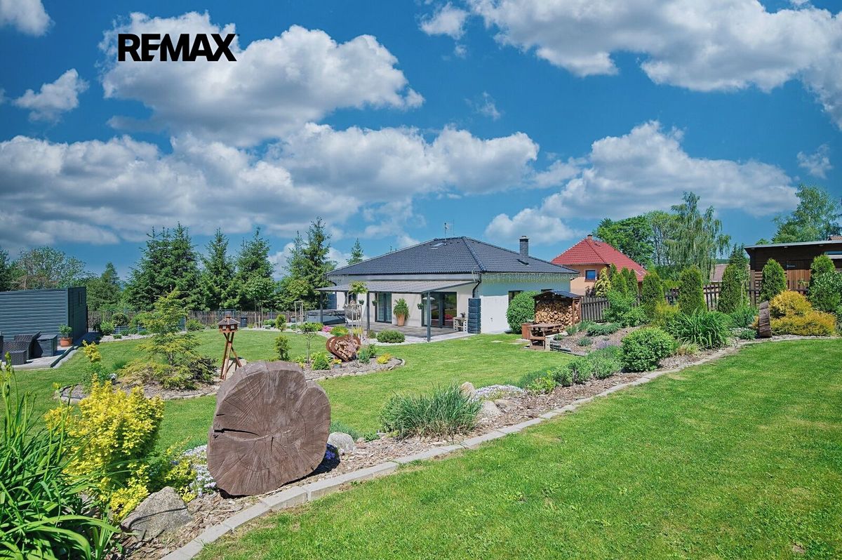 Prodej rodinného domu 107 m², pozemek 1774 m² – fotografie 3