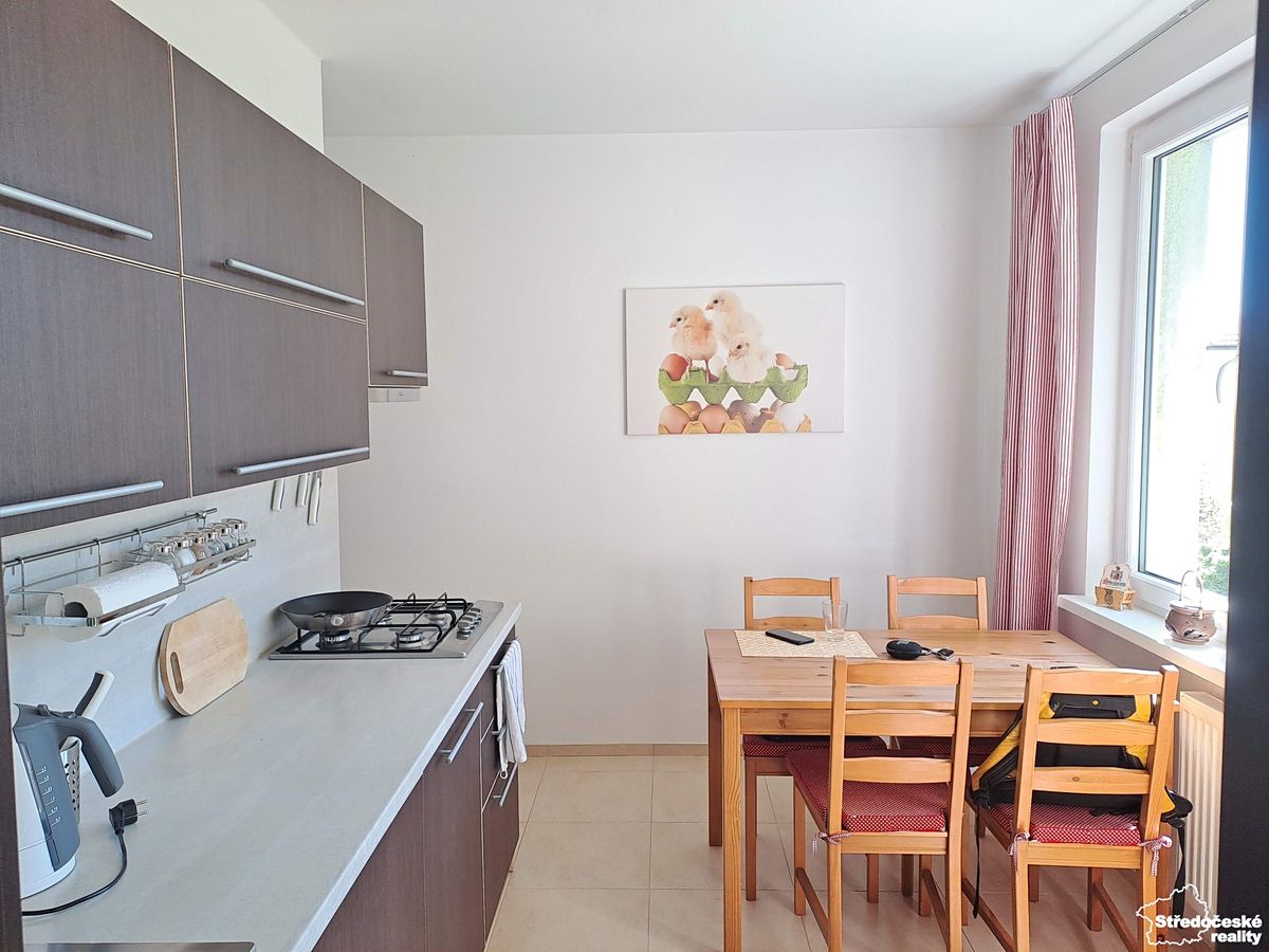 Pronájem bytu 2+1 60 m² – fotografie 2