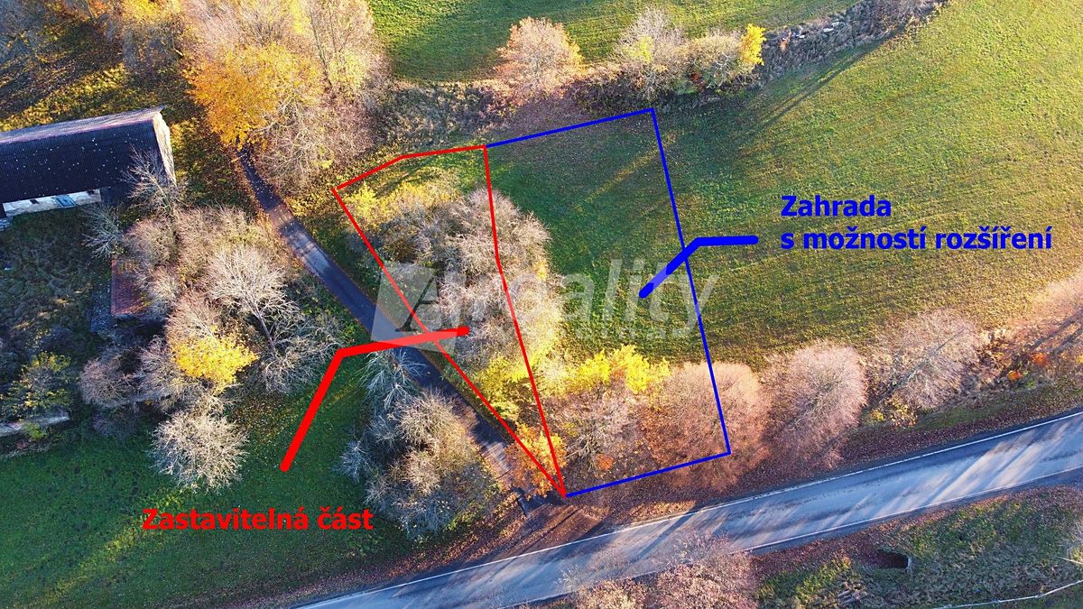 Prodej stavebního pozemku 1000 m² – fotografie 2
