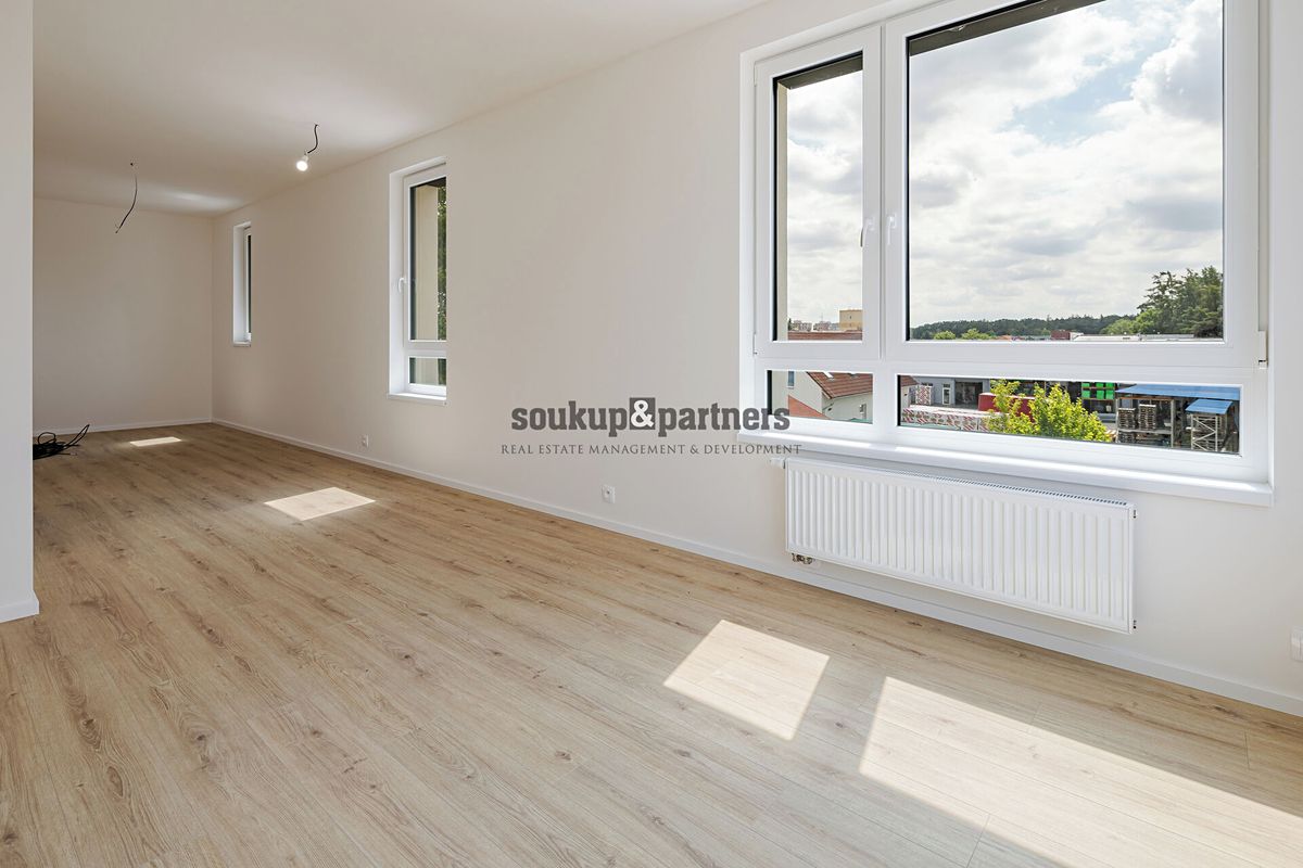 Pronájem bytu 2+kk 57 m² – fotografie 5