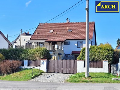 Prodej  rodinného domu 280 m², pozemek 876 m²