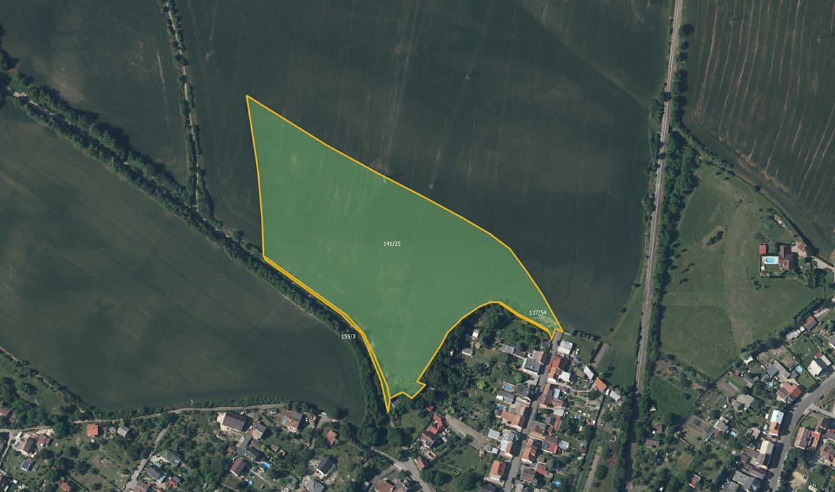 Prodej pole 9589 m²