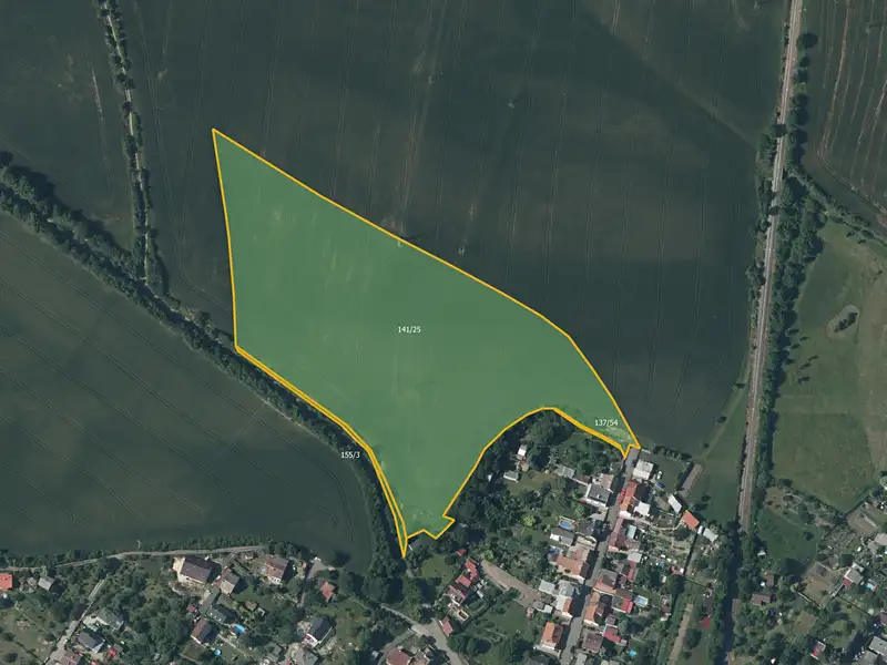 Prodej pole 9589 m², Lhotka nad Labem – náhled fotky 1