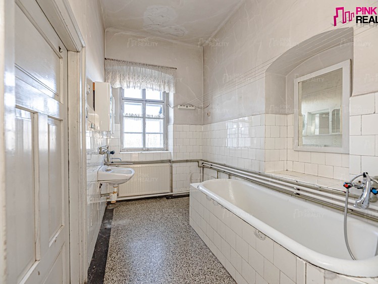 Gewerbefläche zum Kauf, 909 m² (10 von 33)
