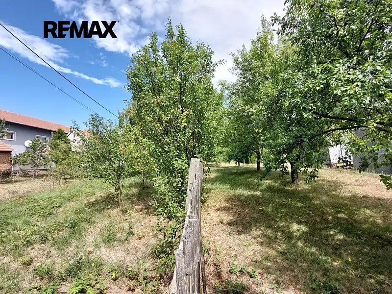 Prodej stavebního pozemku 435 m², Ježkovice – náhled fotky 2