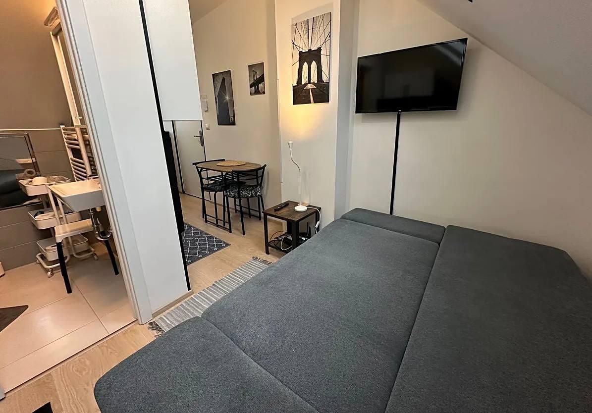 Pronájem bytu 1+kk 19 m²