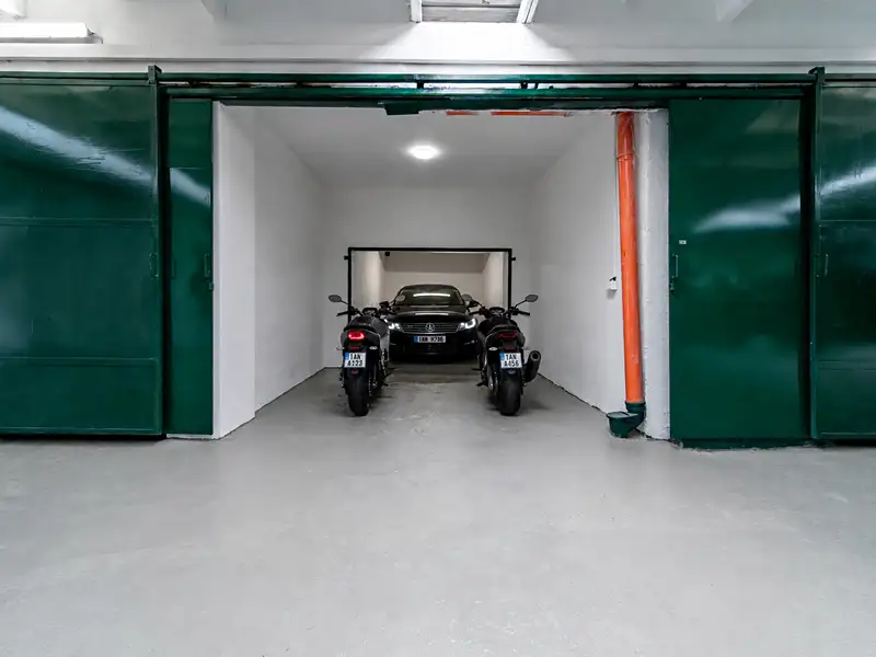 Prodej garáže 27 m², Mnichovo Hradiště – náhled fotky 1