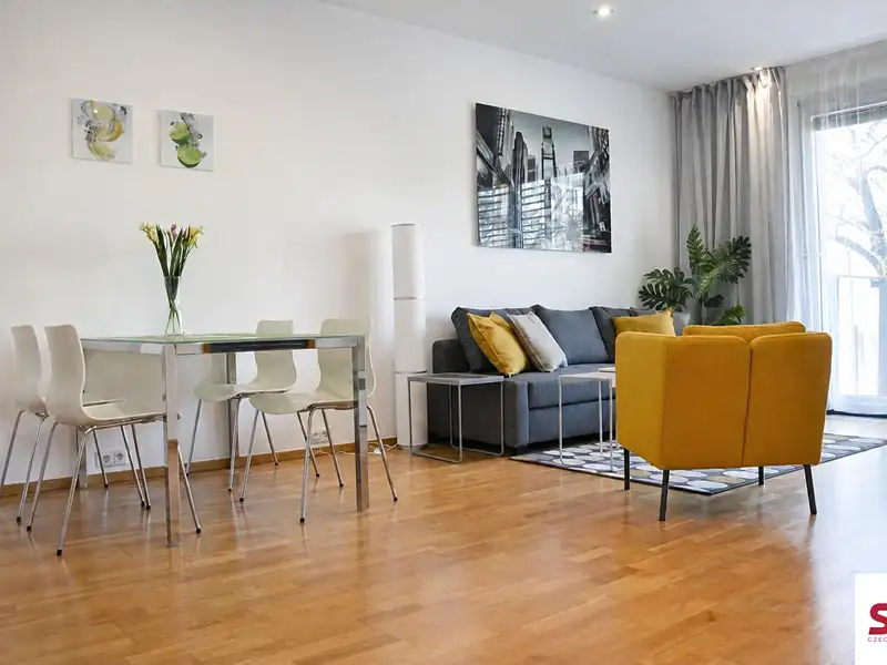 Pronájem bytu 2+kk 55 m², Praha – náhled fotky 1