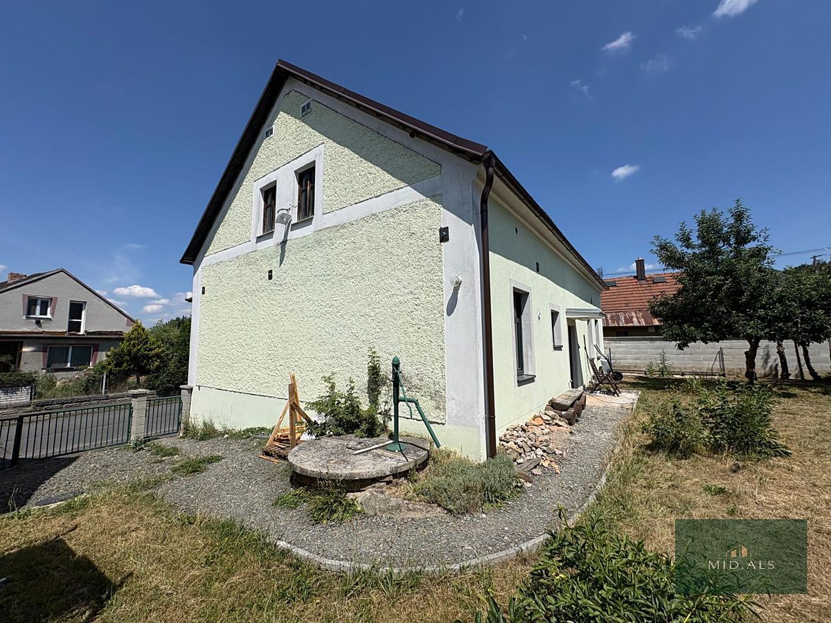 Prodej rodinného domu 102 m², pozemek 446 m² – fotografie 4