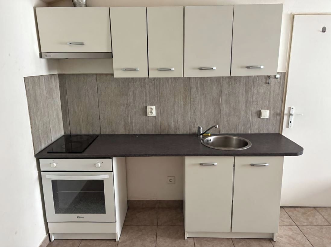 Pronájem bytu 1+kk 21 m² – fotografie 2