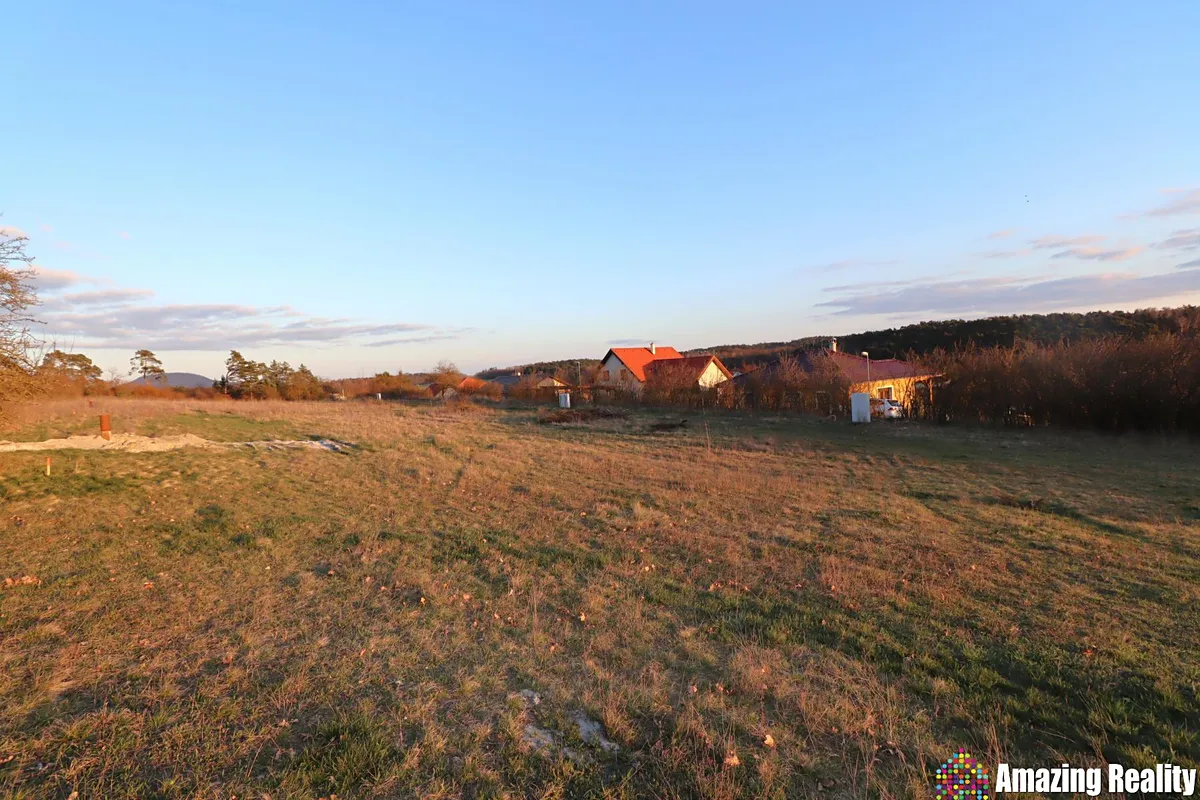 Prodej stavebního pozemku 1089 m²