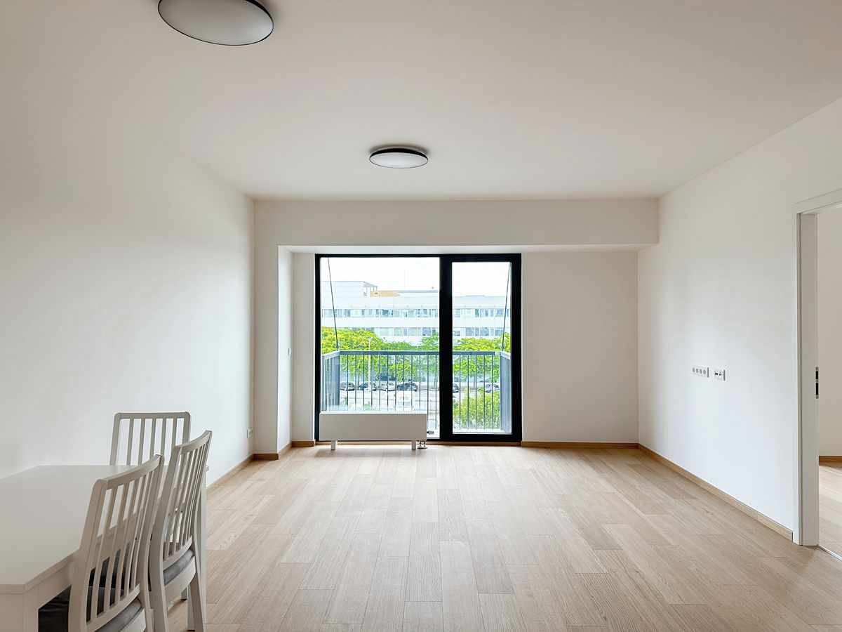 Pronájem bytu 2+kk 58 m² – fotografie 2