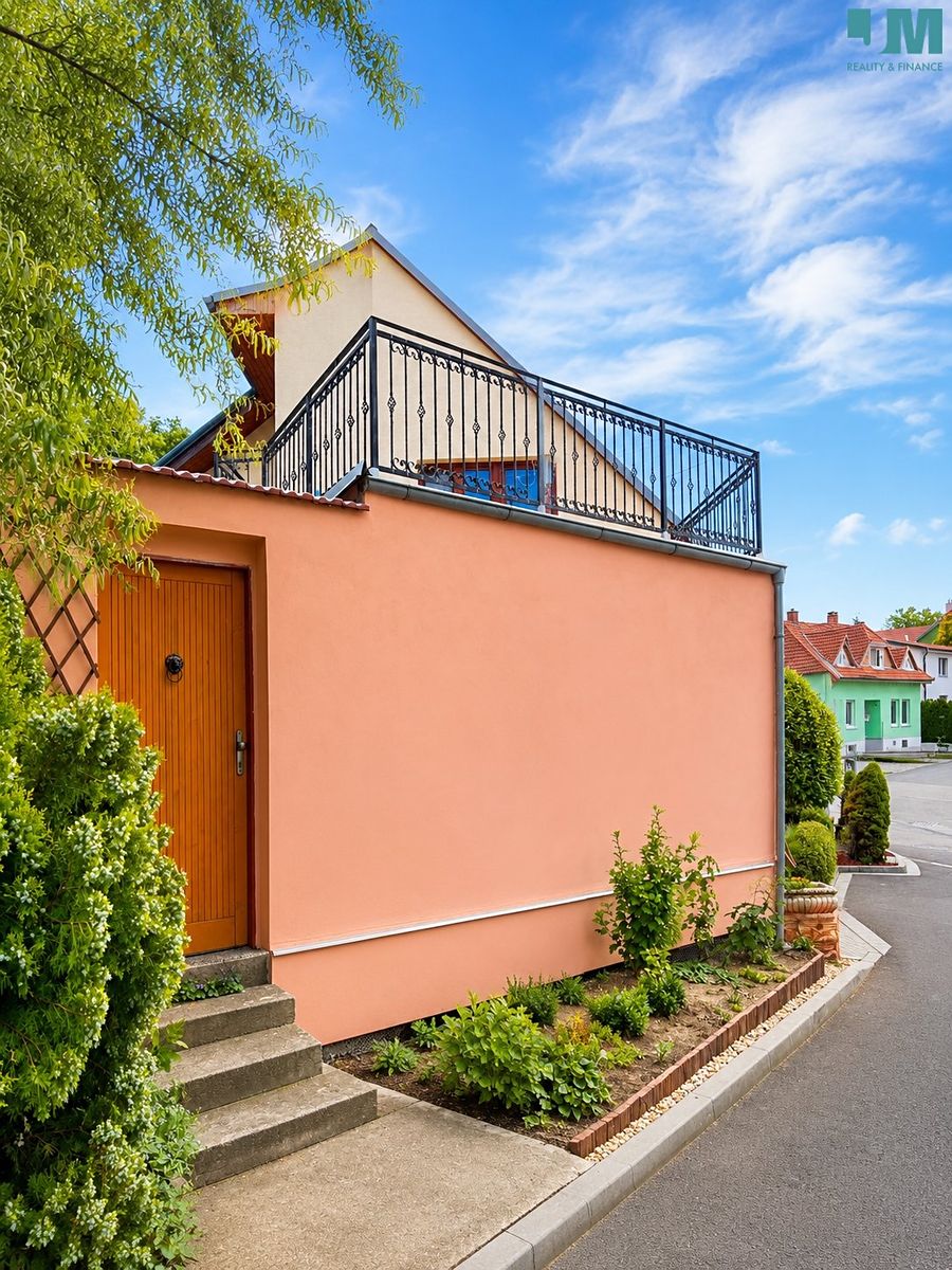 Prodej rodinného domu 146 m², pozemek 192 m² – fotografie 4