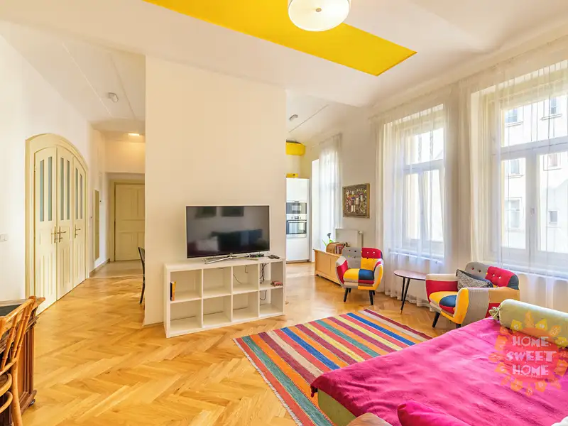 Pronájem bytu 2+kk 65 m², Praha – náhled fotky 1