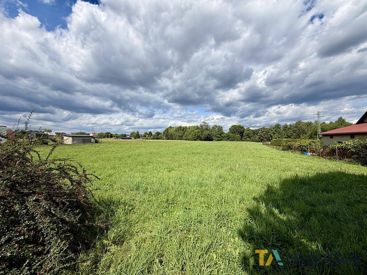 Prodej stavebního pozemku 7166 m² – fotografie 2