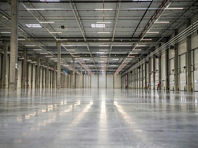 Комерційне приміщення в оренду, 5 994 м² (2 з 5)