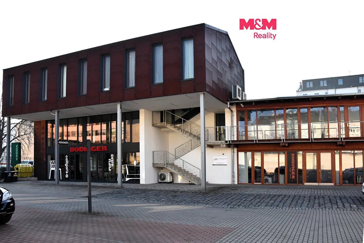Pronájem kanceláře 234 m²
