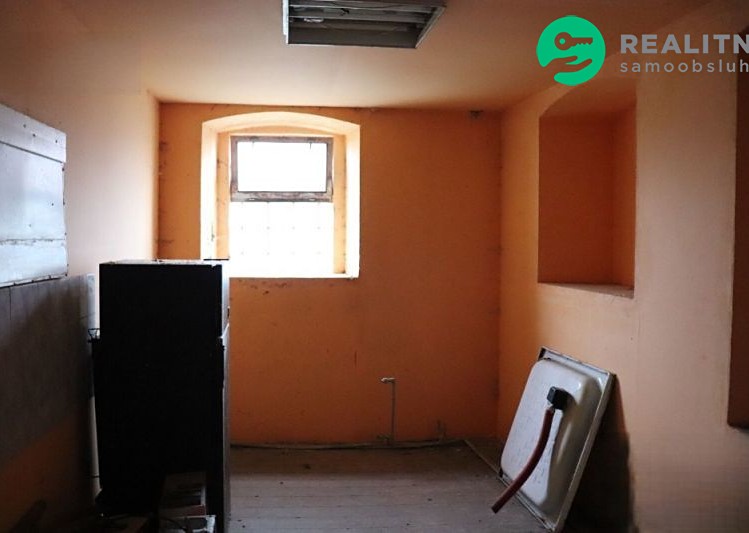 Будинок на продаж, 700 м² (10 з 23)