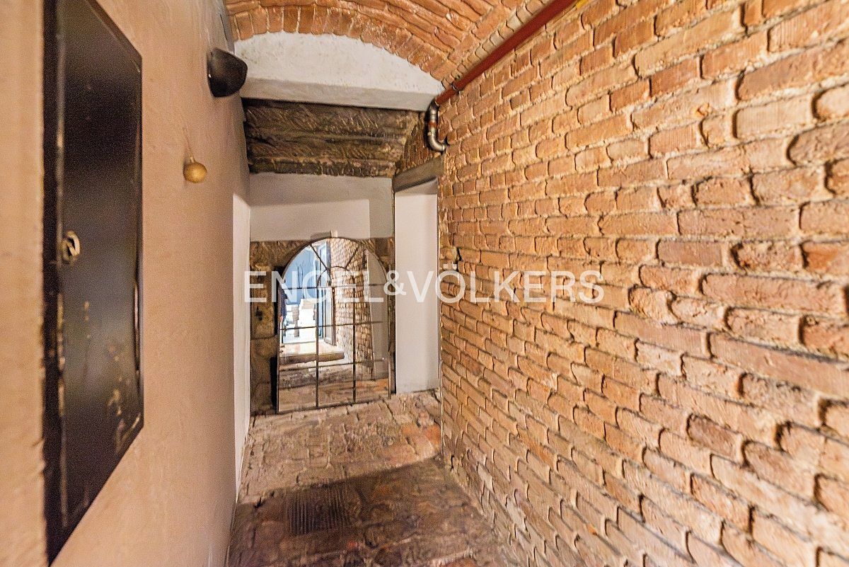 Pronájem obchodního prostoru 155 m² – fotografie 4