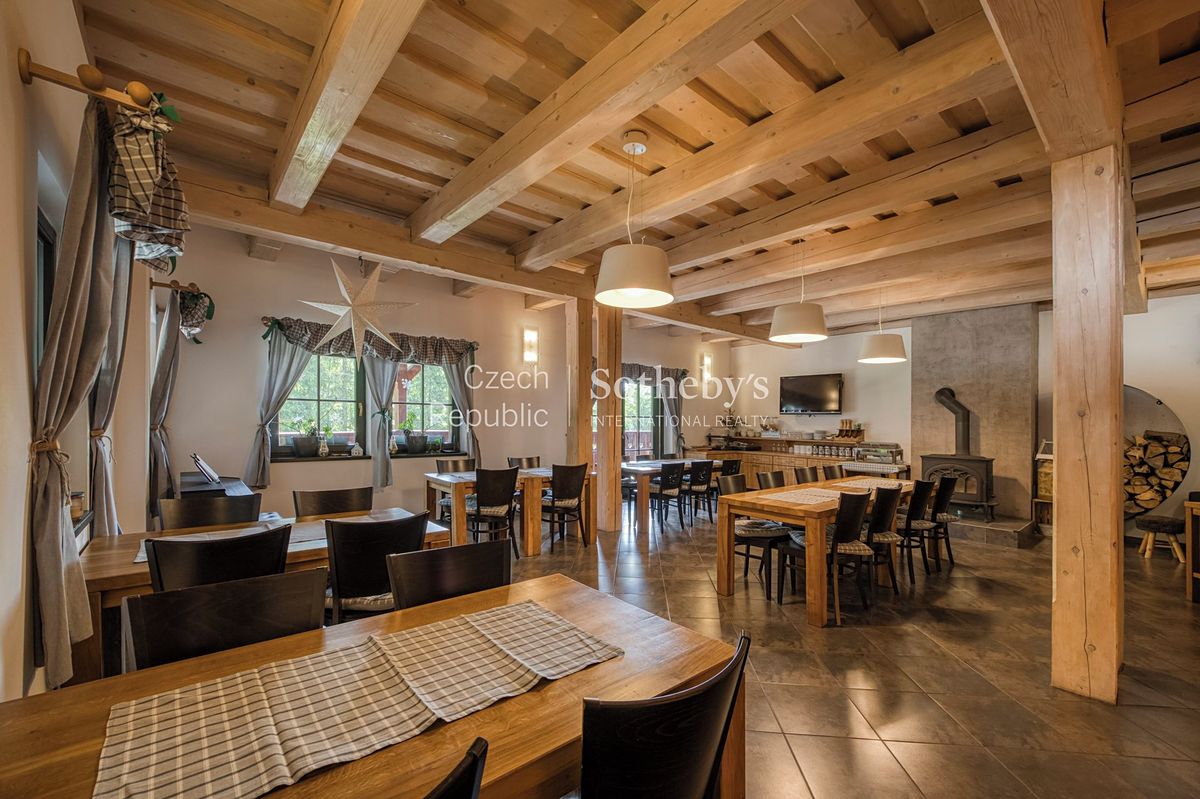 Prodej chaty 810 m², pozemek 6874 m² – fotografie 5