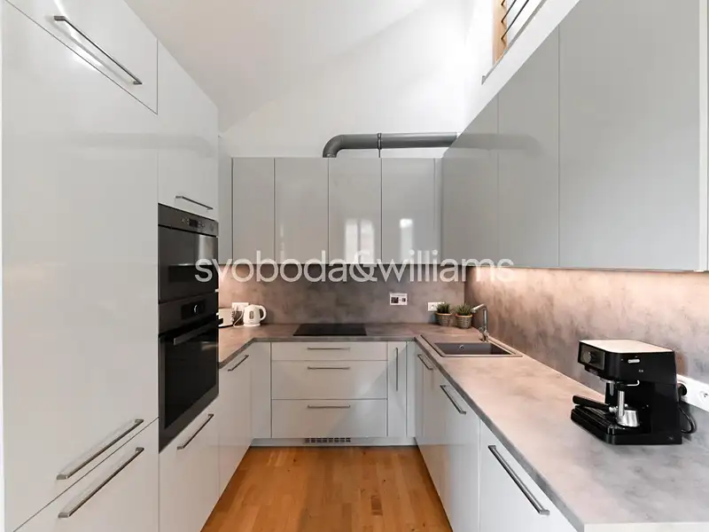 Prodej bytu 2+kk 50 m², Praha – náhled fotky 2