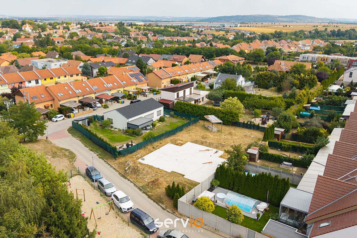 Prodej stavebního pozemku 868 m²