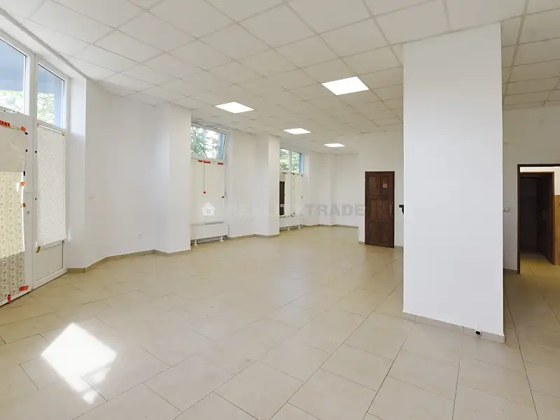 Pronájem obchodního prostoru 71 m², Strakonice – náhled fotky 1