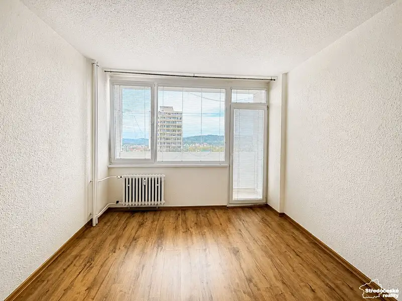 Pronájem bytu 1+kk 21 m², Ústí nad Labem – náhled fotky 1