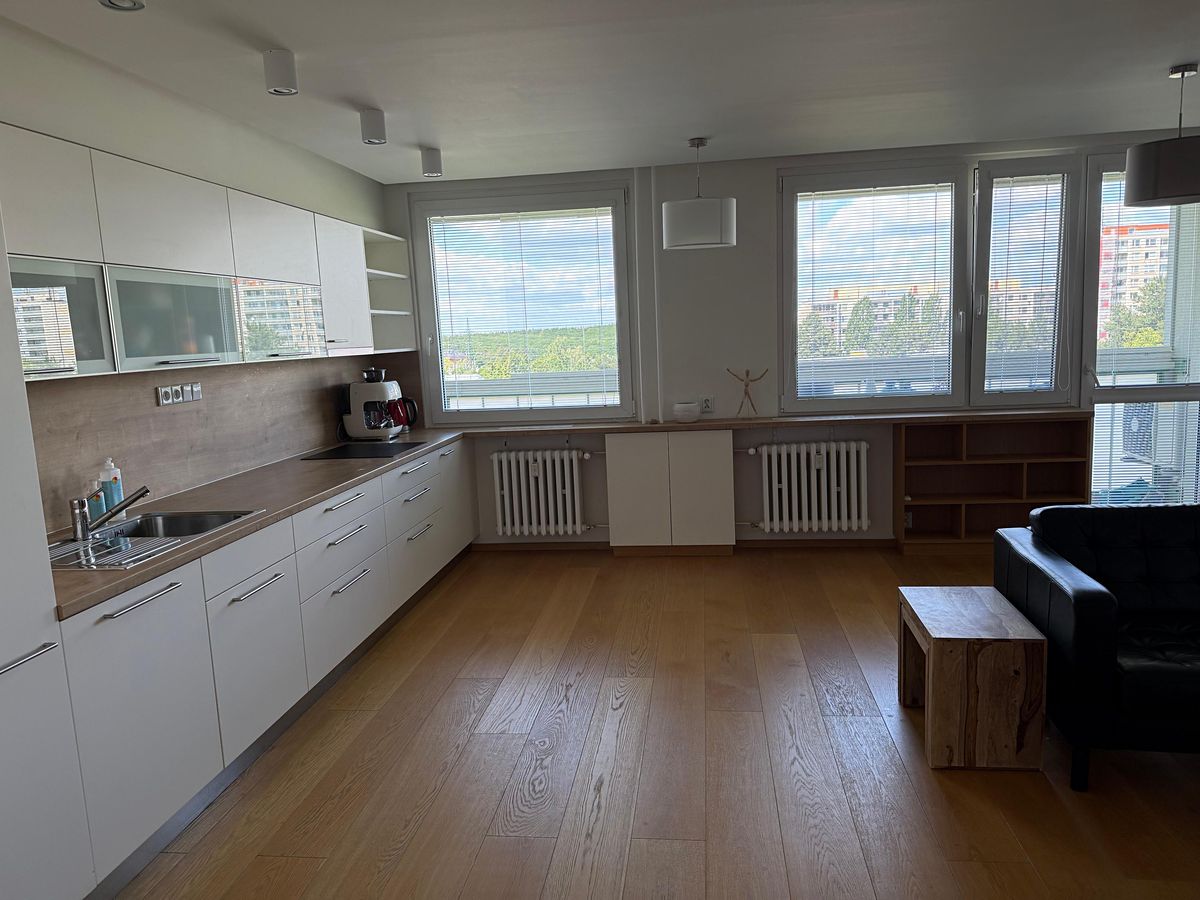 Prodej bytu 3+kk 77 m² – fotografie 2
