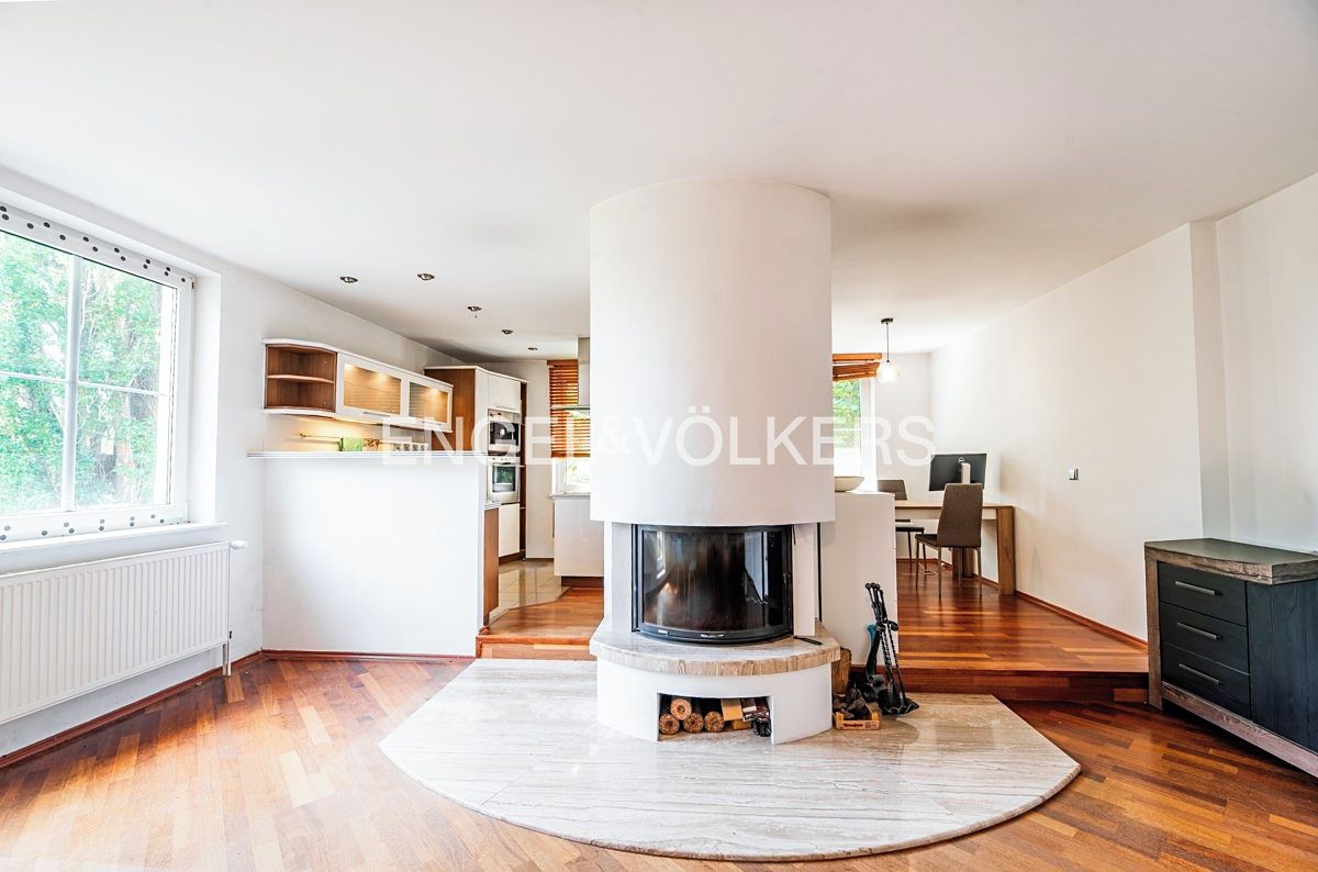 Pronájem bytu 3+kk 103 m²