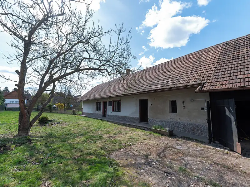 Prodej rodinného domu 131 m², pozemek 699 m², Sloveč – náhled fotky 2