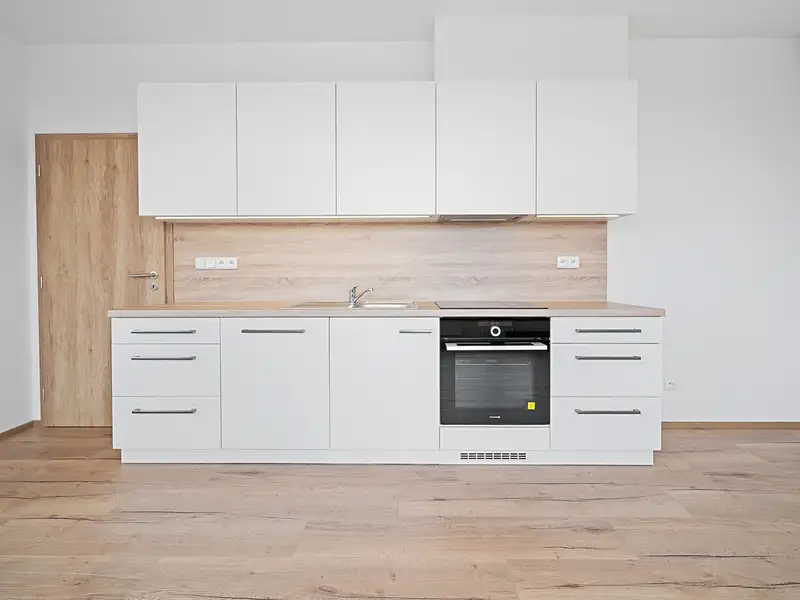 Pronájem bytu 3+kk 76 m², Hradec Králové – náhled fotky 2