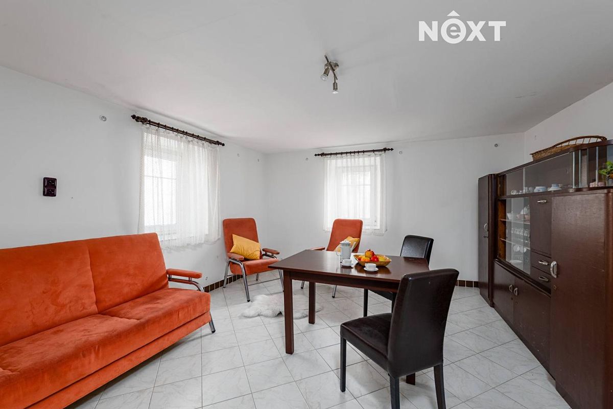 Prodej chalupy 98 m², pozemek 139 m² – fotografie 2
