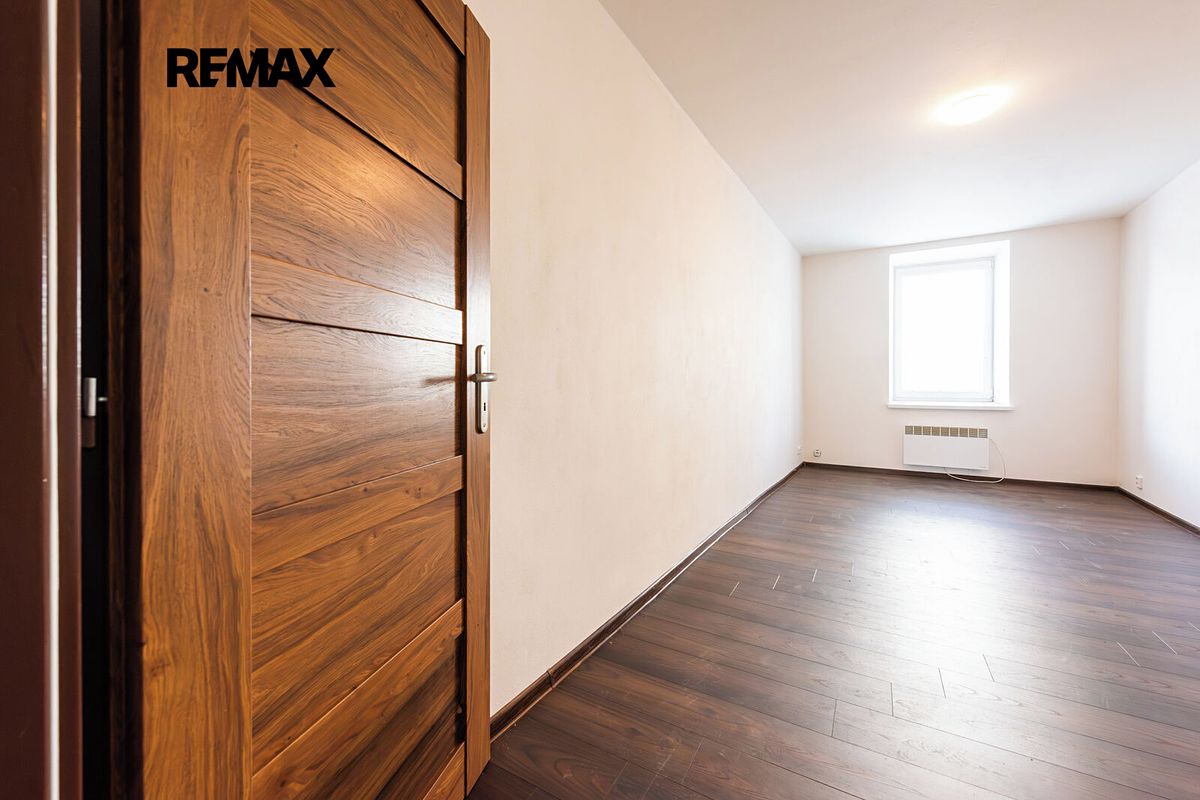 Prodej rodinného domu 420 m², pozemek 407 m² – fotografie 5