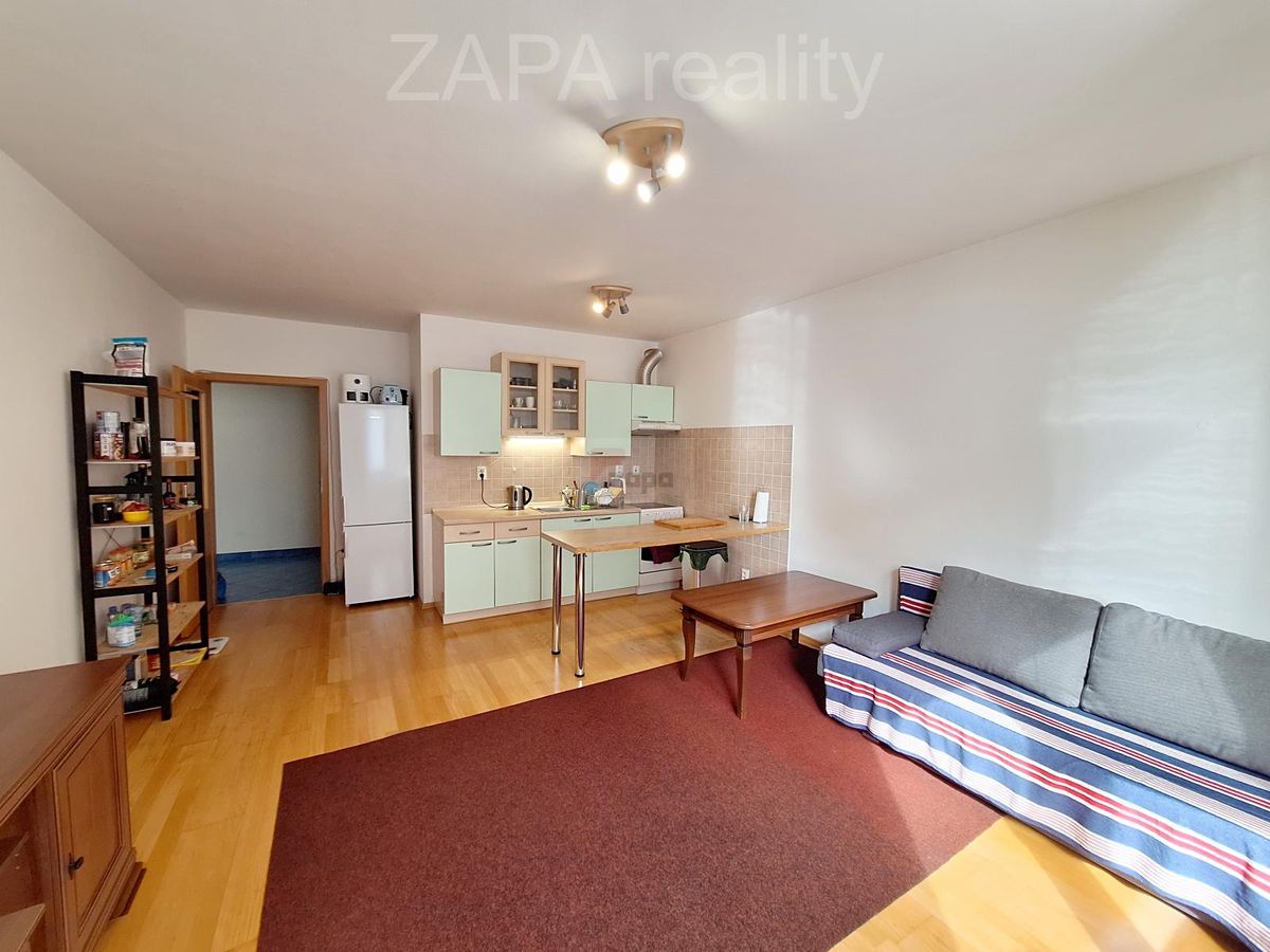 Pronájem bytu 2+kk 57 m² – fotografie 4