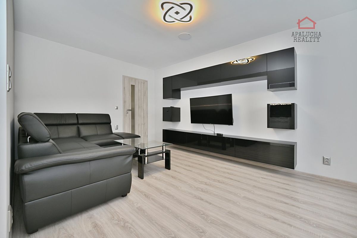 Pronájem bytu 3+1 72 m² – fotografie 5