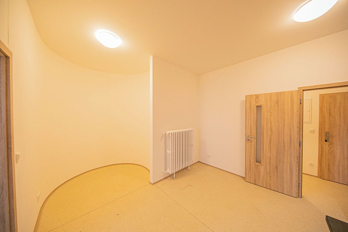 Pronájem bytu 3+1 70 m² – fotografie 4