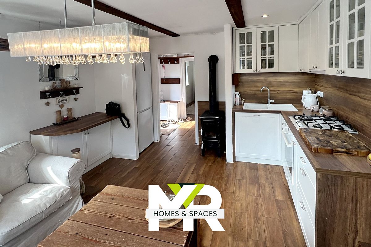 Prodej rodinného domu 65 m², pozemek 688 m² – fotografie 3
